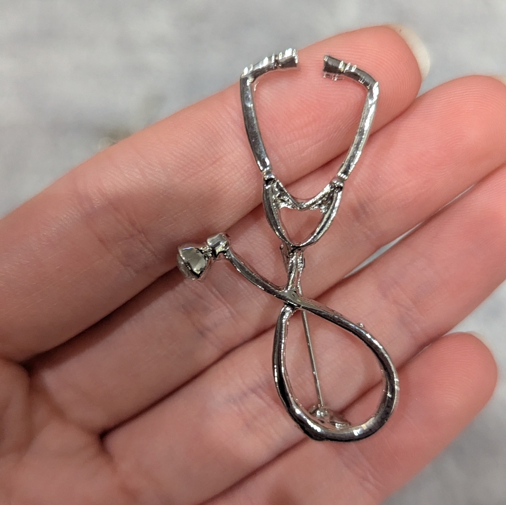 Set Of 2 Silver and Gold Stethoscope Pins Gifts For Doctors/PAs/Nurses - Picture 2 of 7